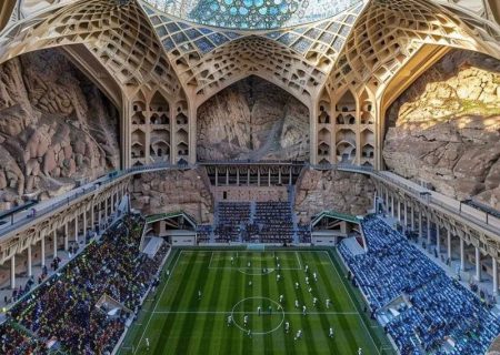 (تصاویر) هوش مصنوعی تقدیم می‌کند: ورزشگاهی با معماری زیبای ایرانی!