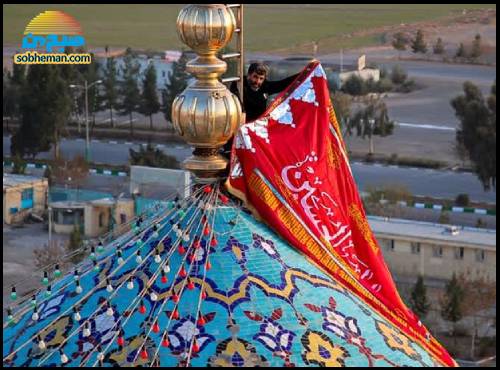 بازتاب جهانی اهتزاز پرچم انتقام در مسجد جمکران